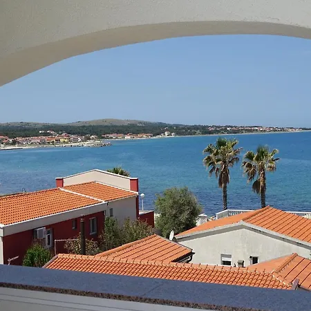 Apartament David Vir