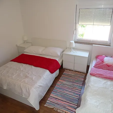 Apartament David Vir